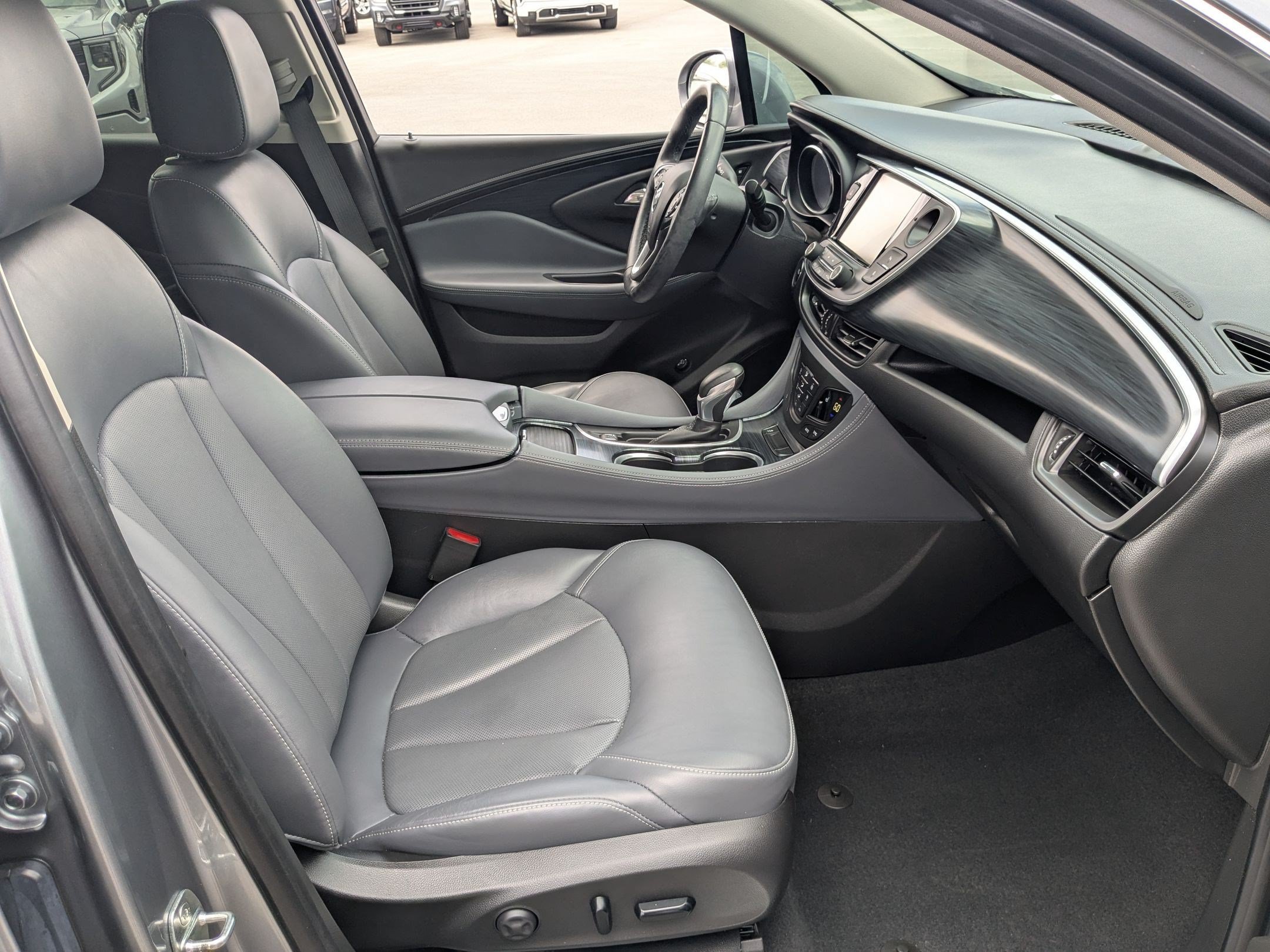 Certified 2020 Buick Envision Essence w/ LPO, Active Package AWD/4WD image 30
