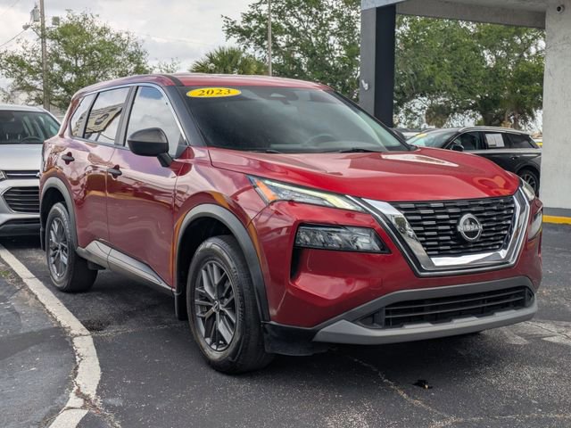 Used 2023 Nissan Rogue S FWD image 3