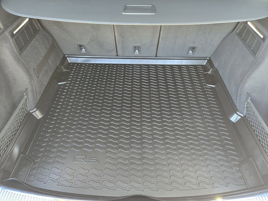 Certified 2023 Audi SQ5 Premium Plus w/ Premium Plus Package image 42