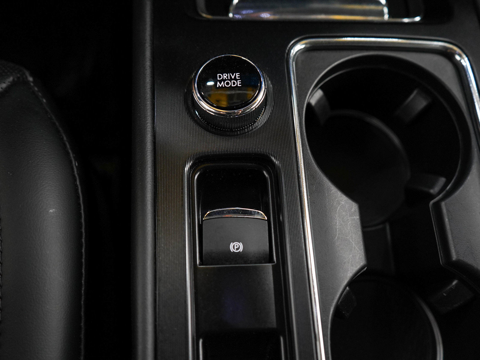 Used 2025 Lincoln Corsair AWD w/ Equipment Group 101A image 25