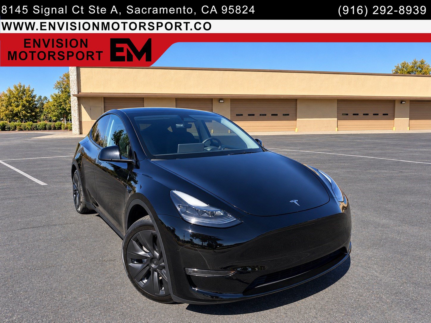 Used 2024 Tesla Model Y Long Range AWD/4WD image 1