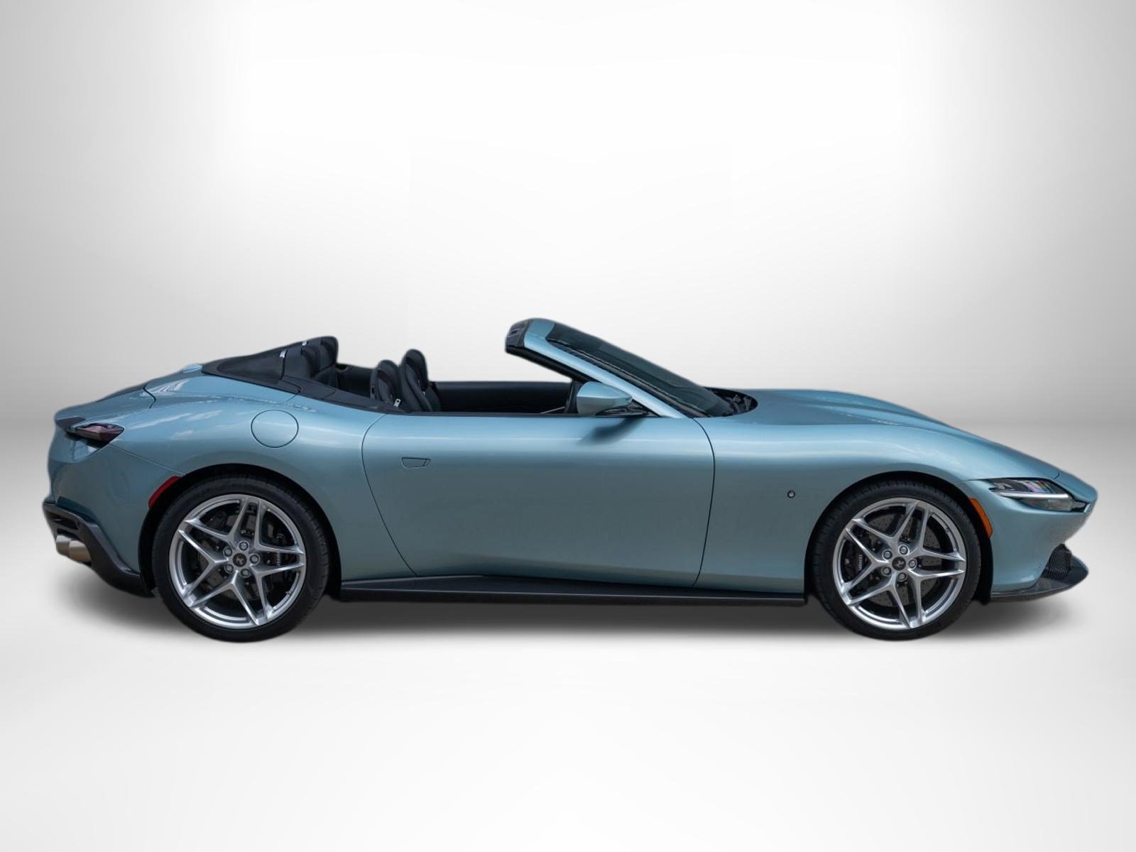 Used 2024 Ferrari Roma Spider RWD image 7