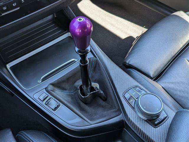 Used 2018 BMW M2 RWD image 12
