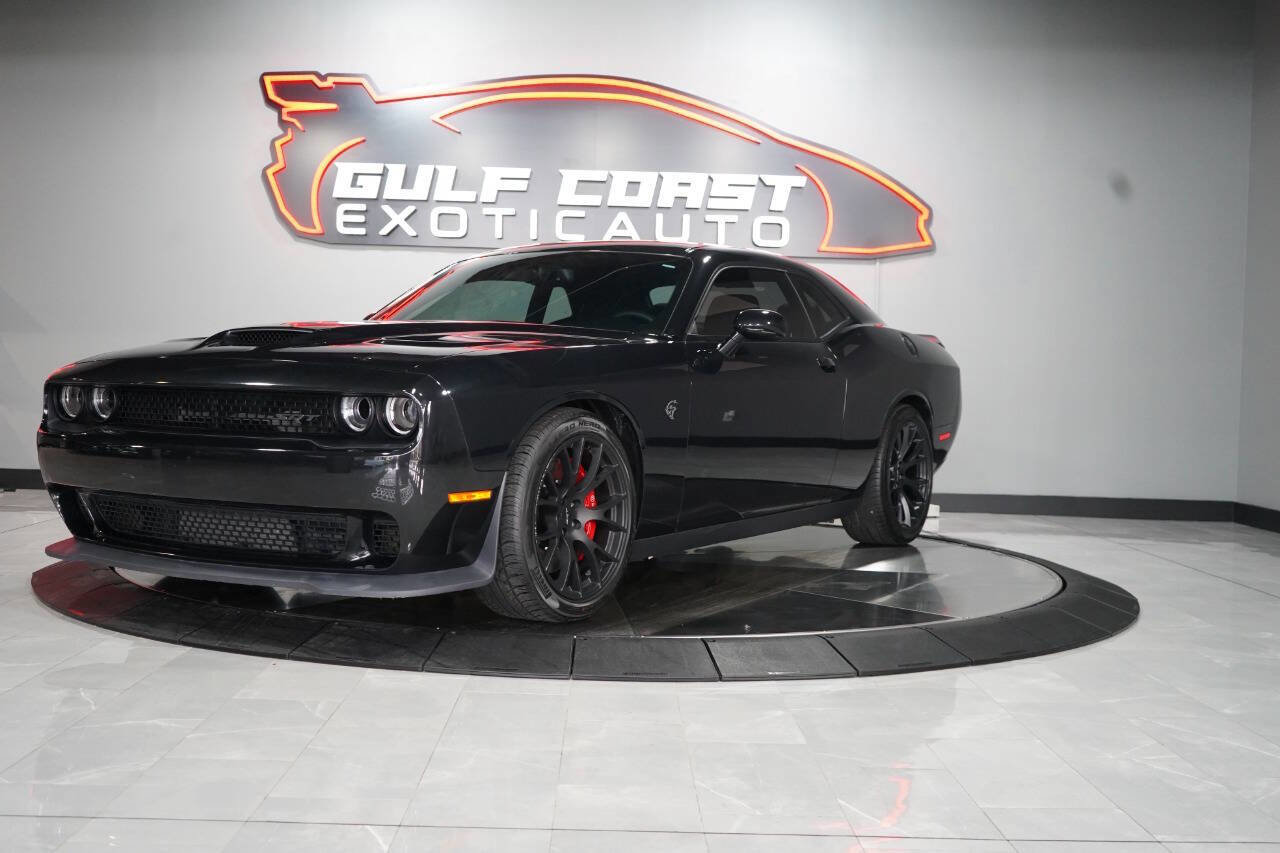 Used 2015 Dodge Challenger SRT Hellcat image 20