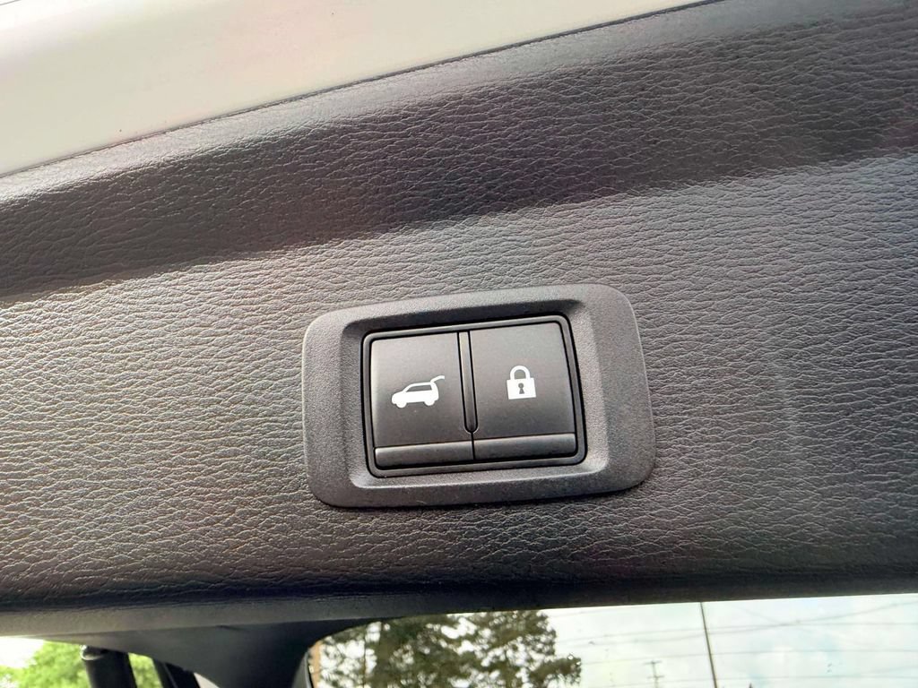 Used 2024 Mitsubishi Outlander SE FWD image 12