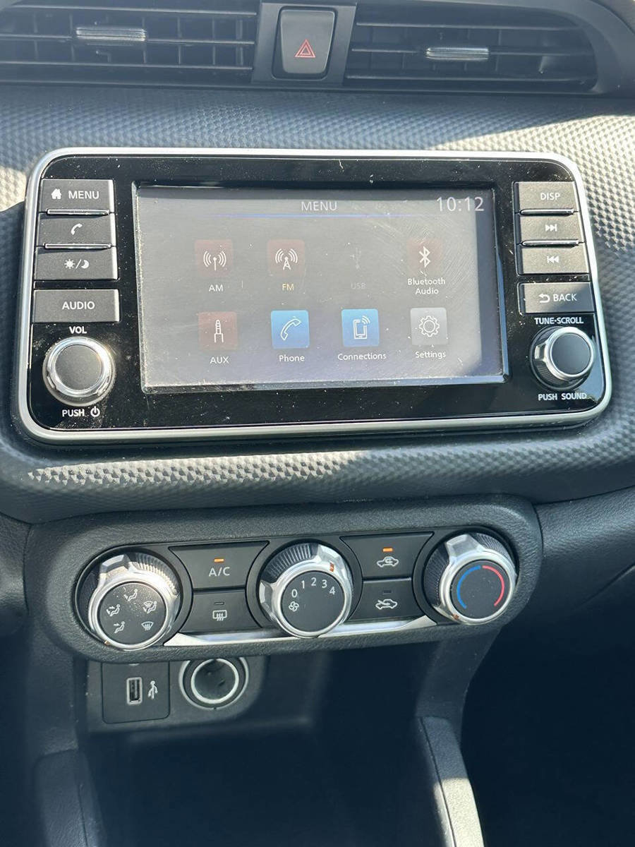 Used 2021 Nissan Kicks S FWD image 21
