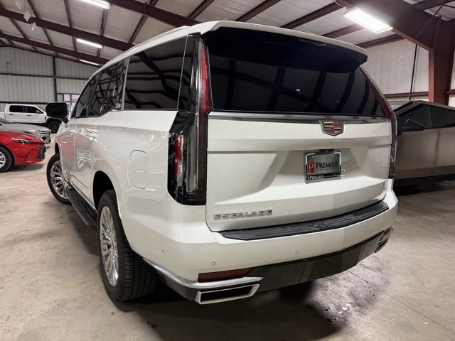 Used 2022 Cadillac Escalade Premium Luxury image 8
