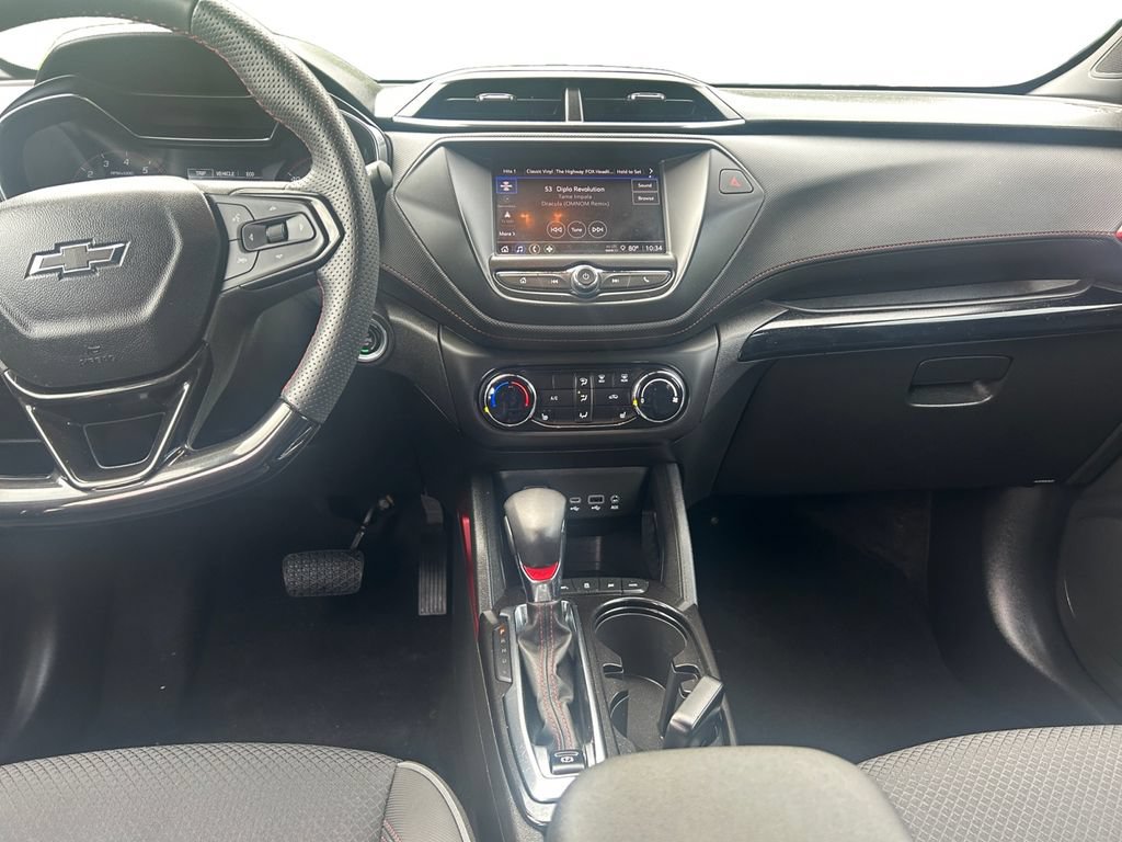 Used 2023 Chevrolet TrailBlazer RS AWD/4WD image 10