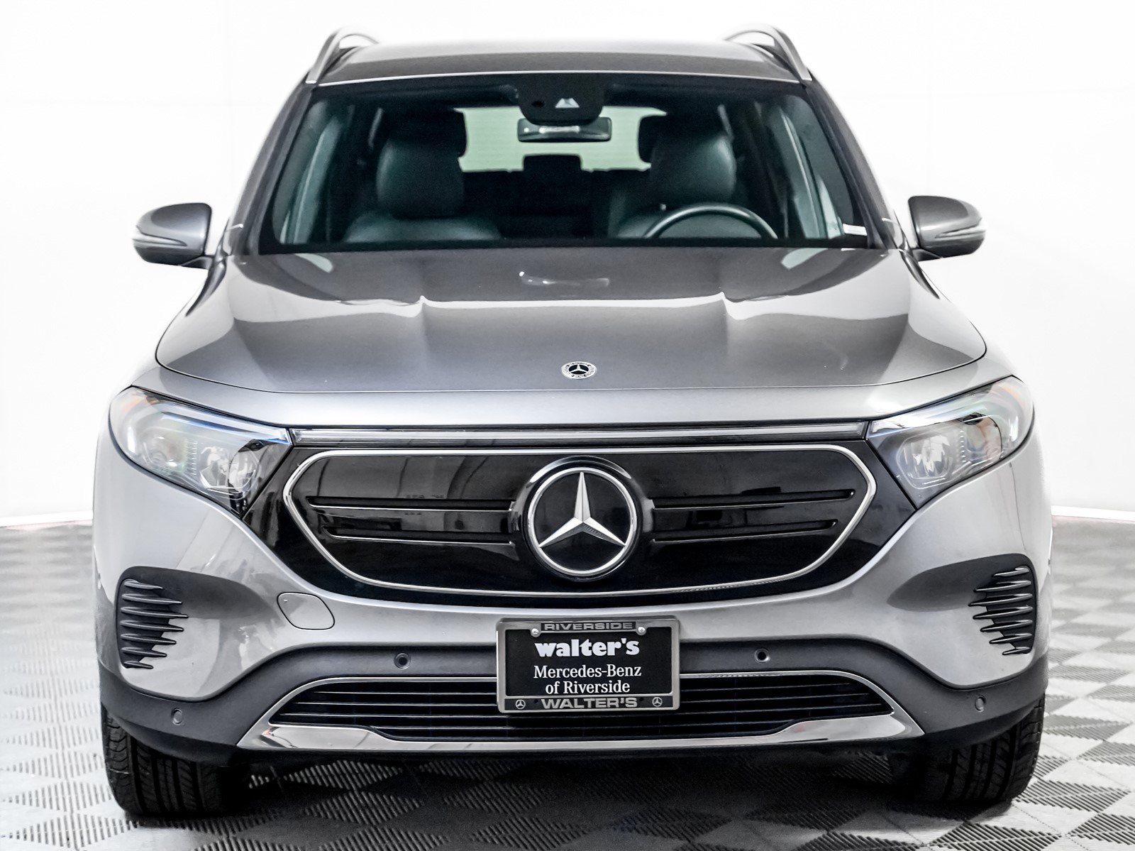 Certified 2023 Mercedes-Benz EQB 250+ w/ Exclusive Package image 6