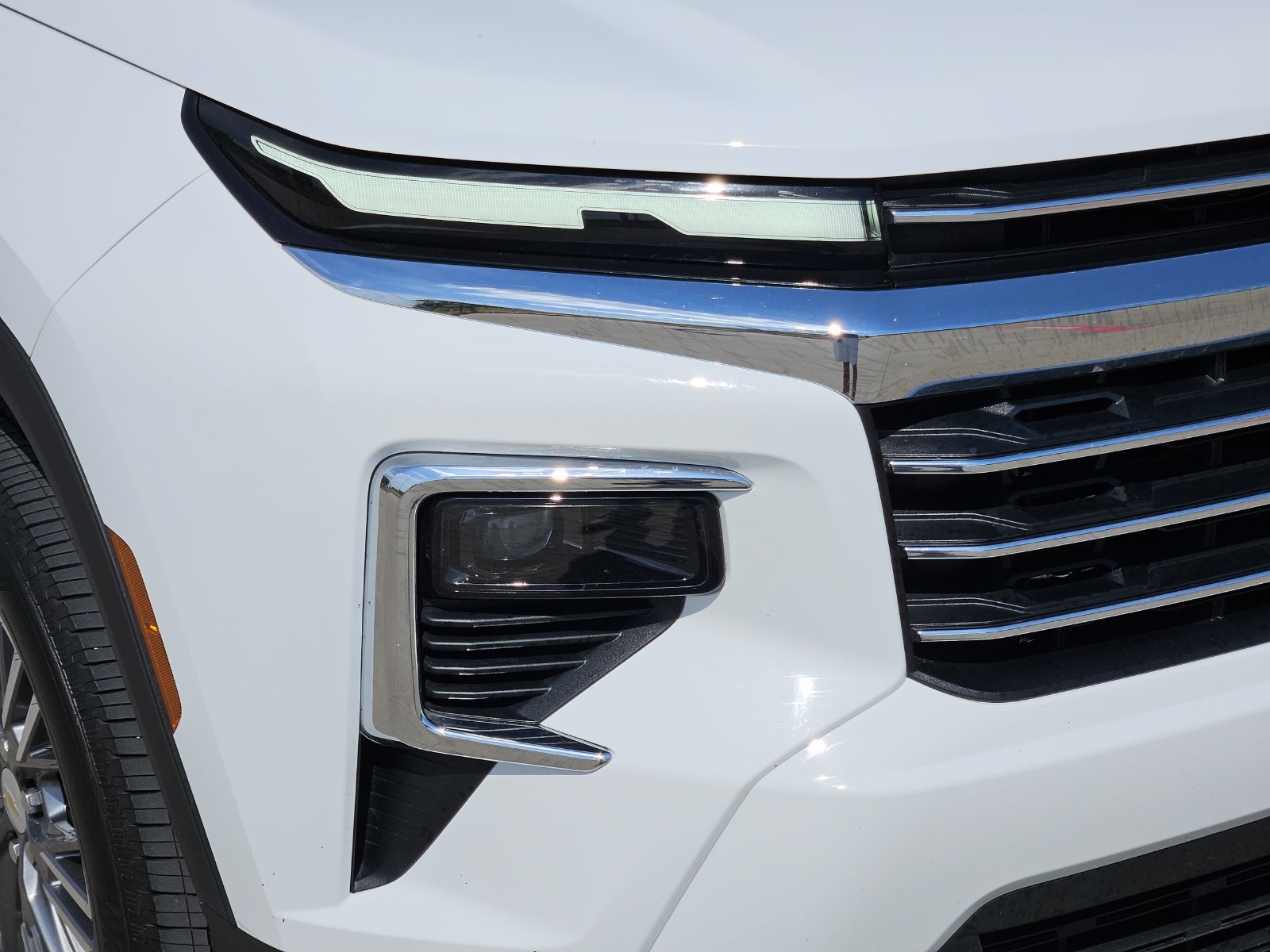 Certified 2026 Chevrolet Traverse LT w/ Driver Confidence Package FWD image 9