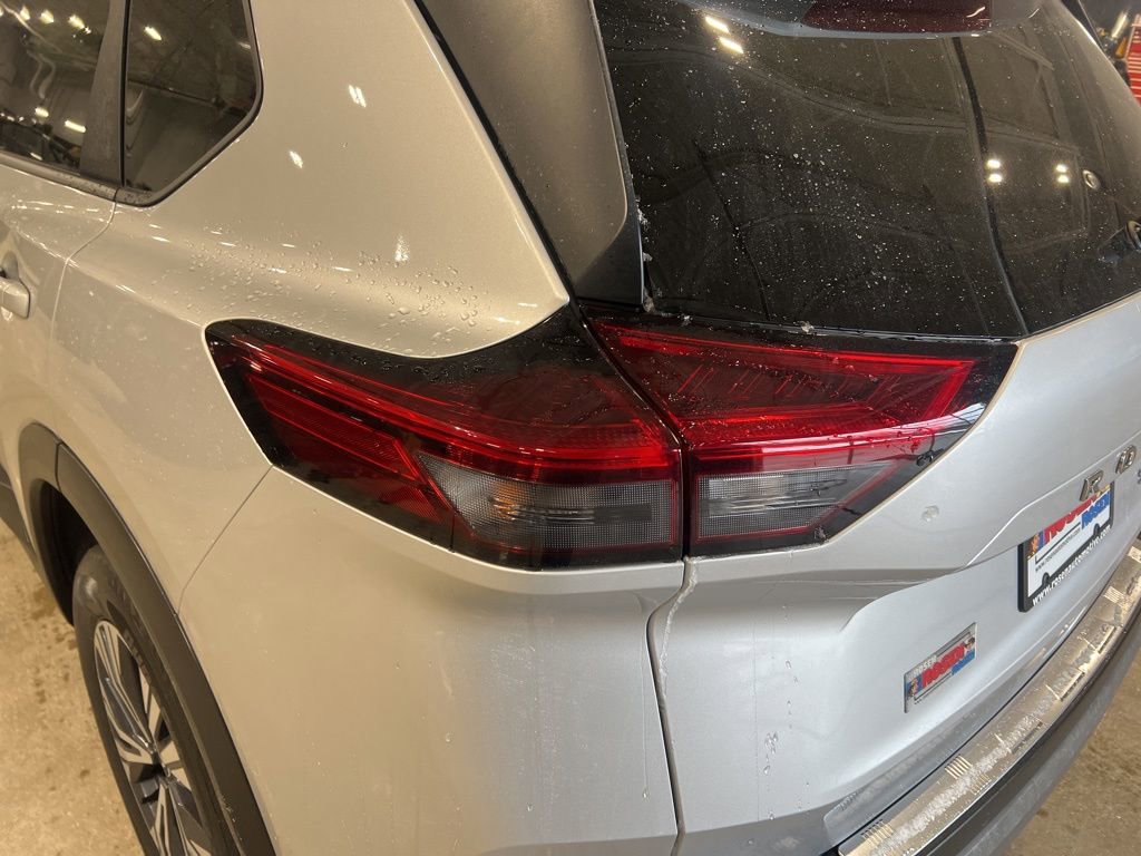 Certified 2023 Nissan Rogue SV image 33