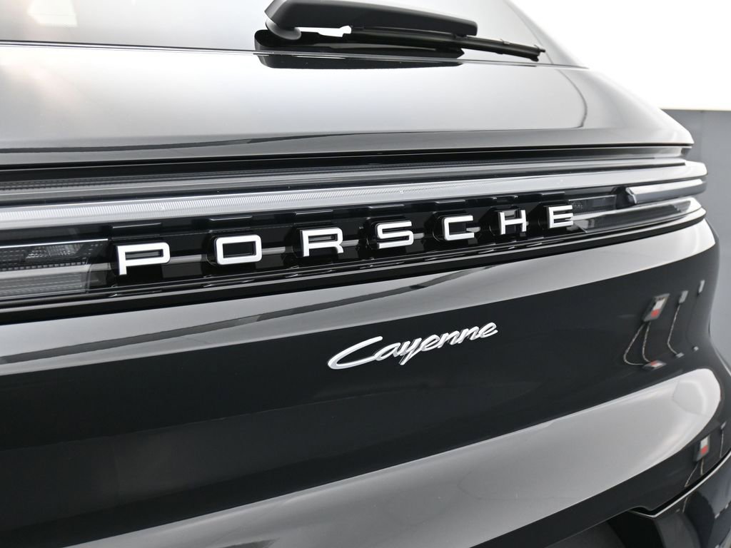 New 2026 Porsche Cayenne image 14