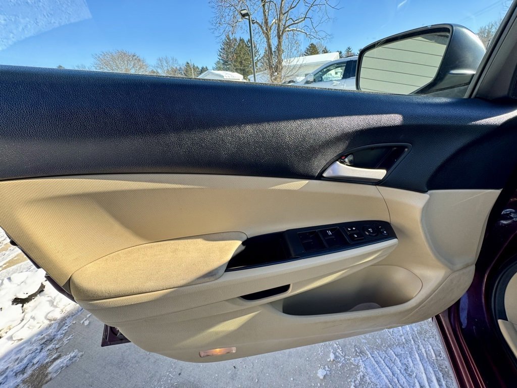 Used 2012 Honda Accord LX image 20