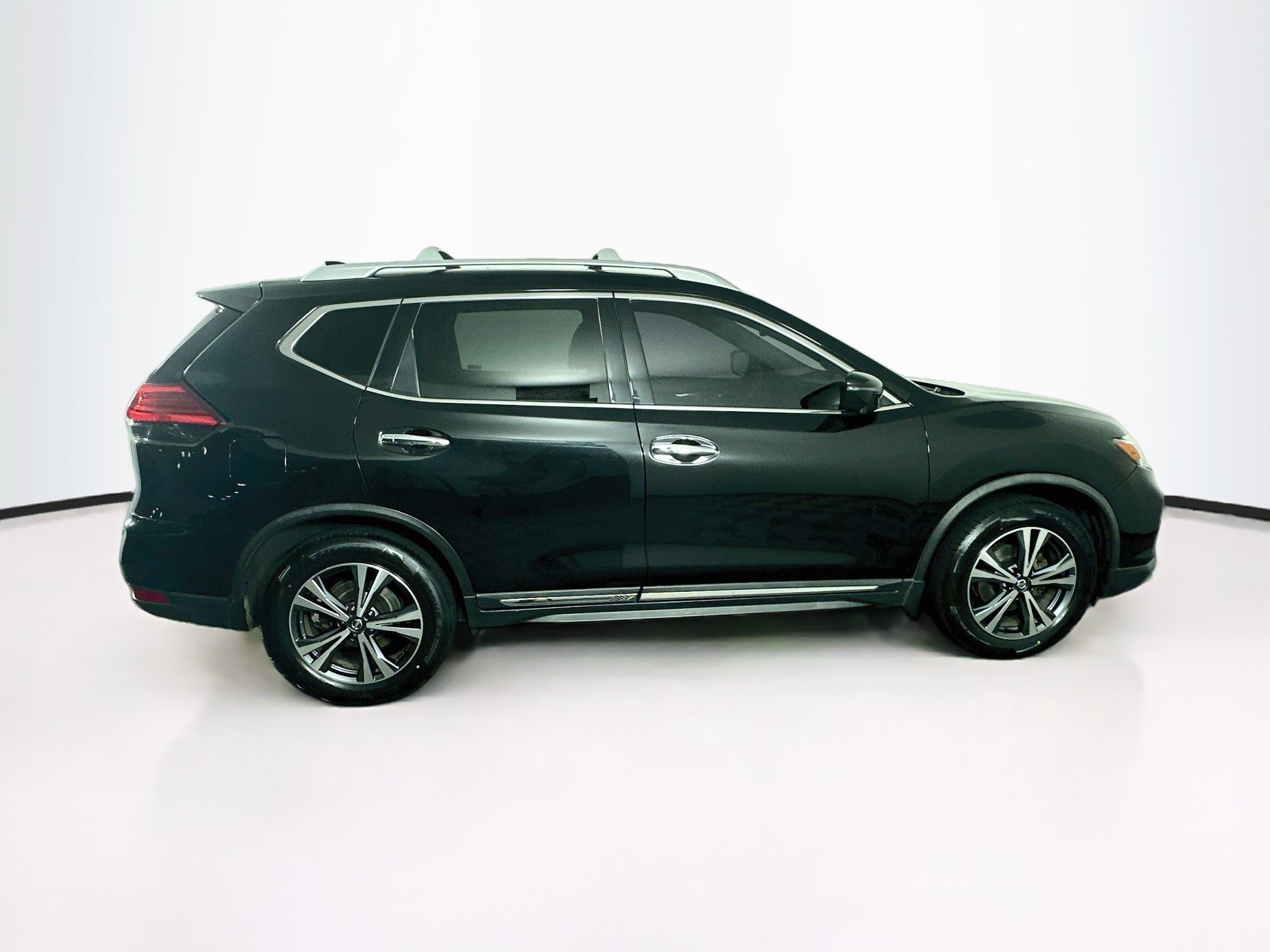 Used 2017 Nissan Rogue SL FWD image 10
