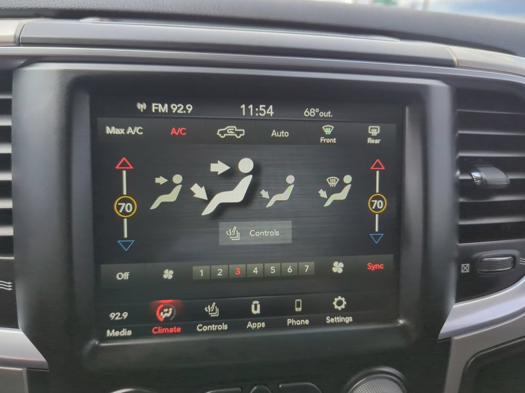 Used 2019 RAM 1500 Big Horn AWD/4WD image 16