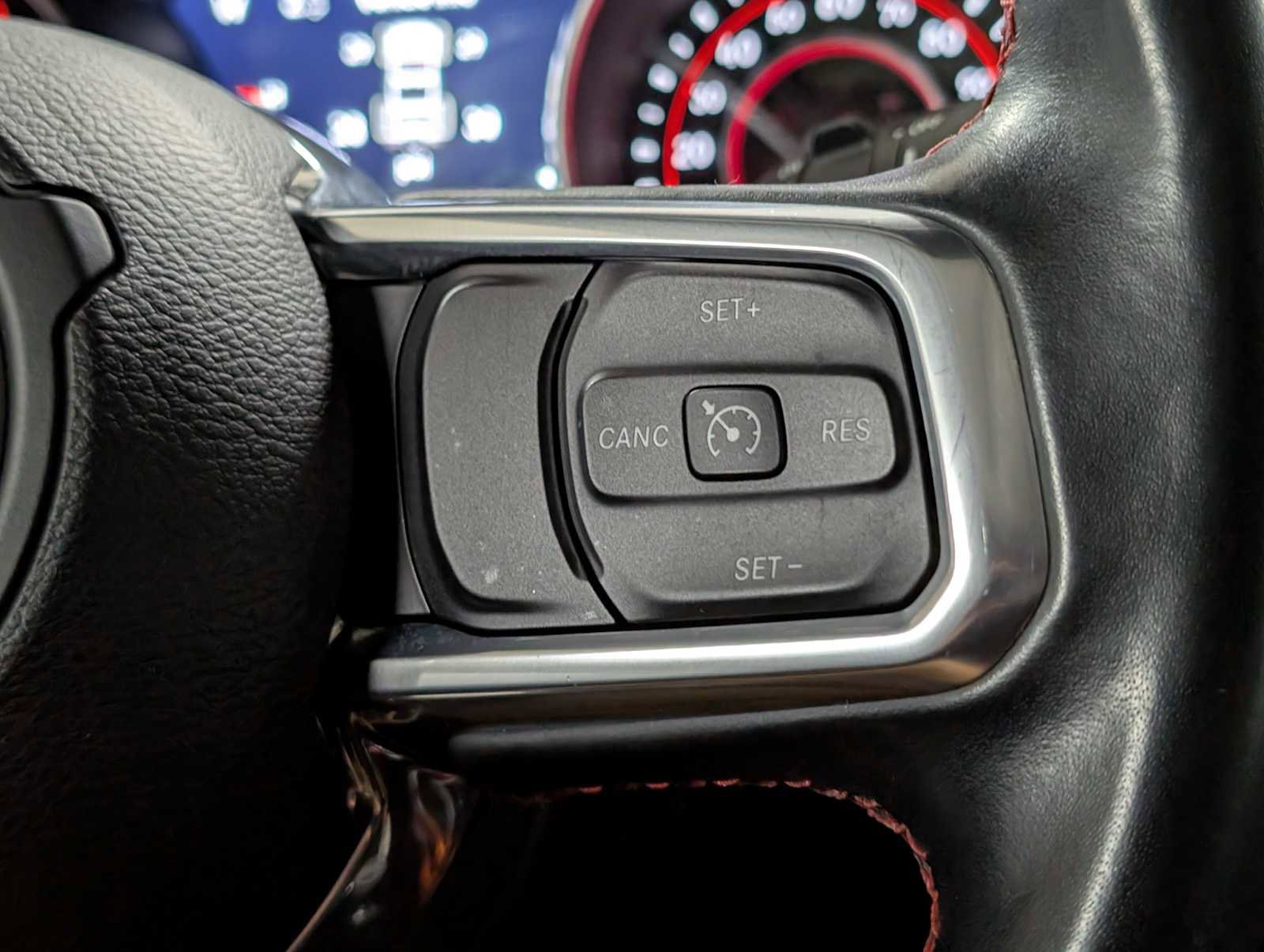 Used 2022 Jeep Wrangler Unlimited Rubicon AWD/4WD image 28