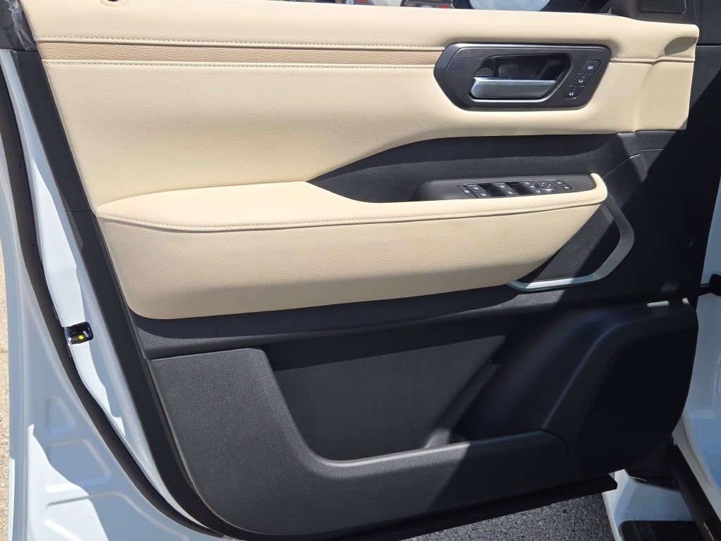 New 2026 Nissan Armada Platinum Reserve AWD/4WD image 36