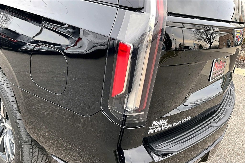 Used 2024 Cadillac Escalade Sport image 30