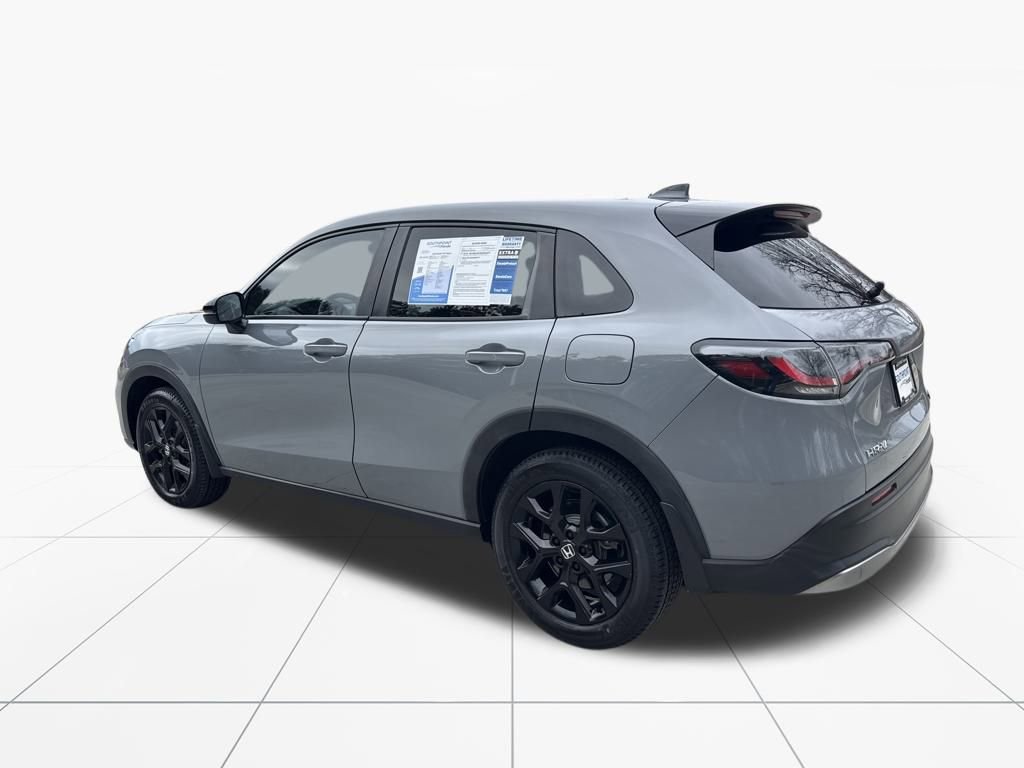 Used 2024 Honda HR-V Sport image 6