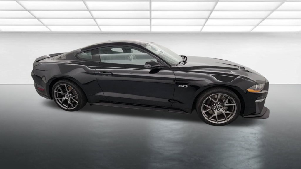 Certified 2019 Ford Mustang GT Premium w/ Performance Package - Level 2 RWD image 10