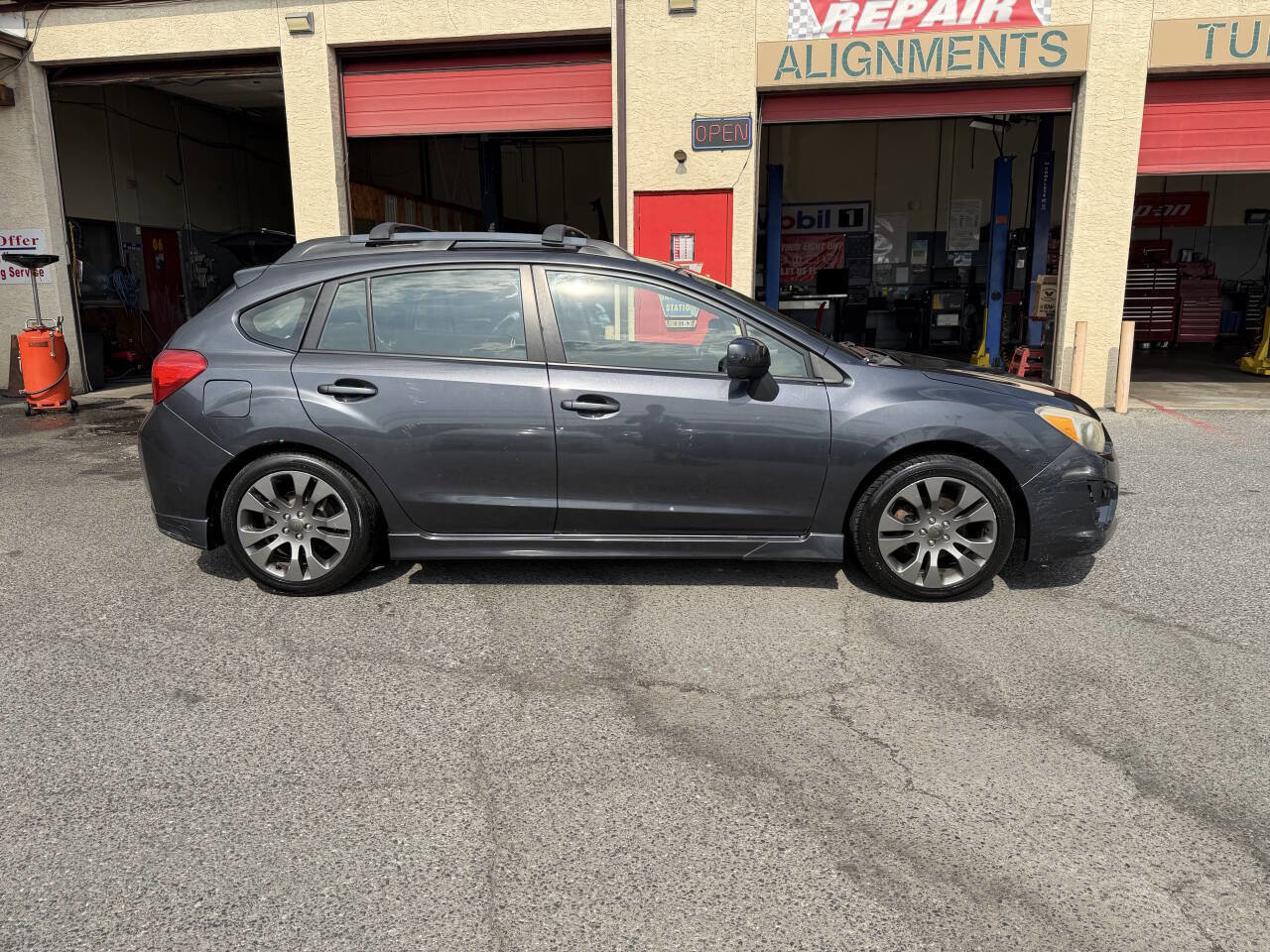 Used 2012 Subaru Impreza 2.0i Sport Premium AWD/4WD image 7