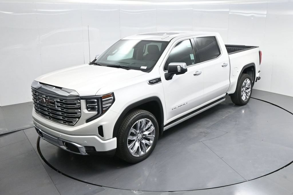 Used 2023 GMC Sierra 1500 Denali w/ Denali Reserve Package AWD/4WD image 57