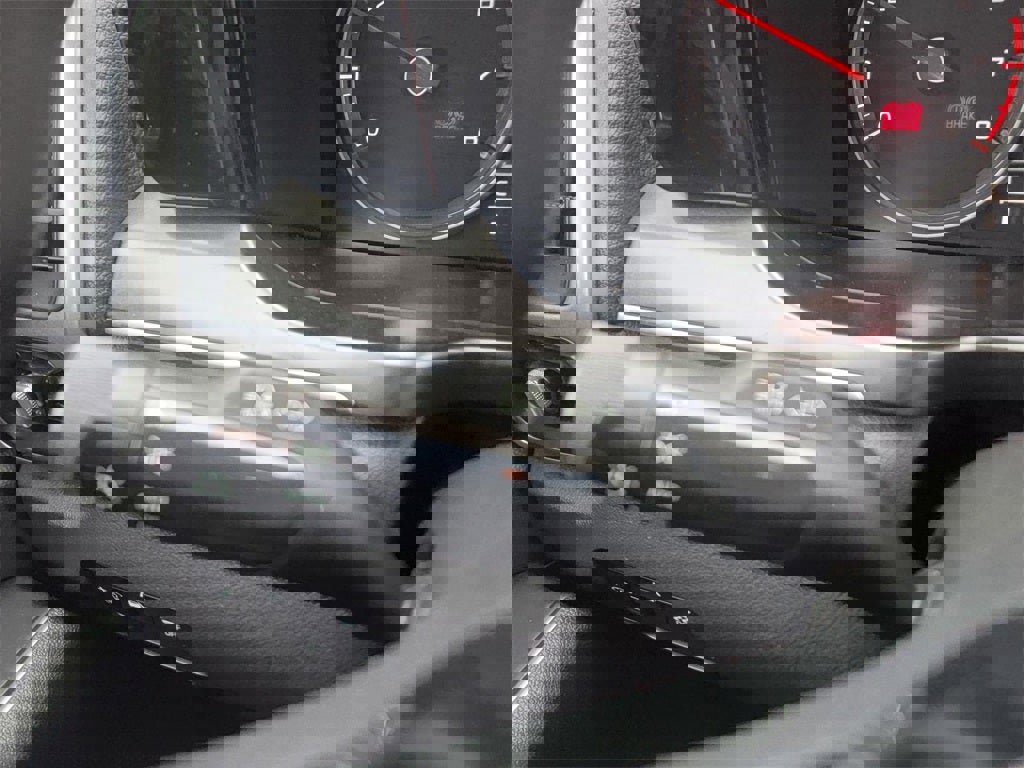 Used 2023 Kia Sorento LX image 20