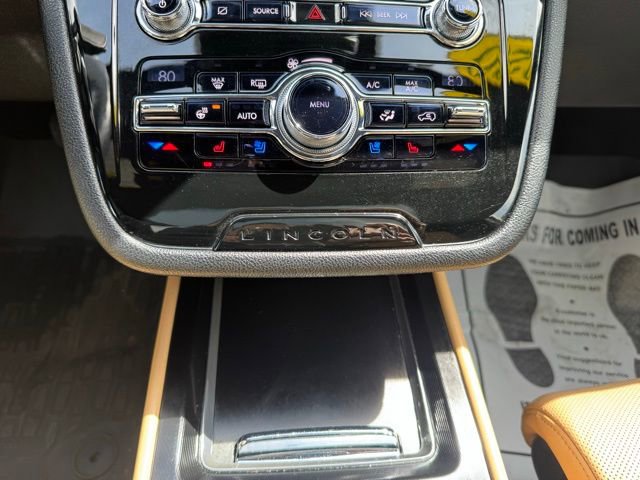 Used 2020 Lincoln Corsair Reserve w/ Equipment Group 202A image 37