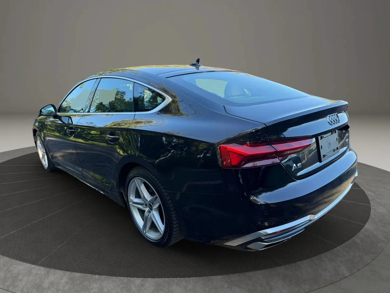 Used 2022 Audi A5 2.0T Premium Plus AWD/4WD image 7