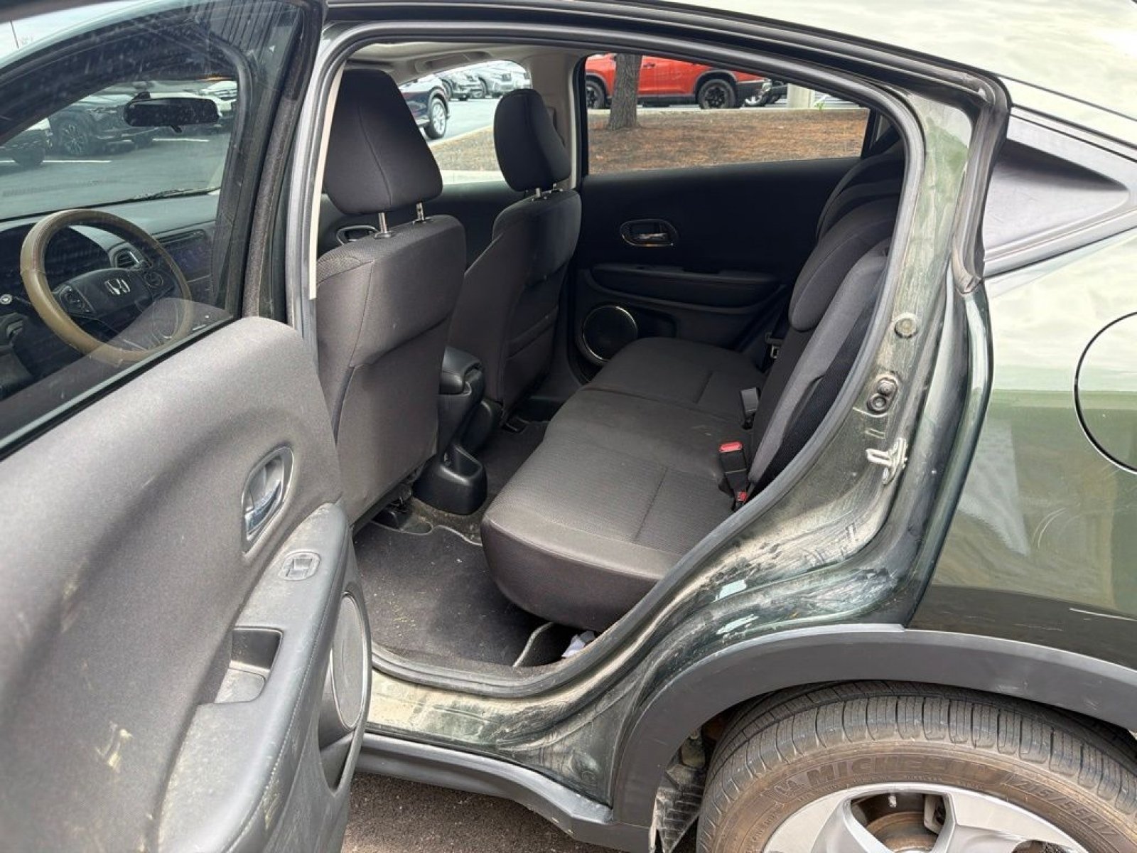 Used 2017 Honda HR-V EX image 11