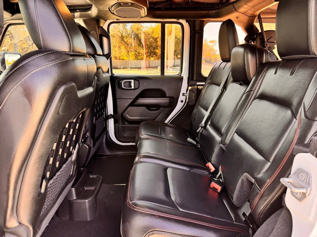 Used 2022 Jeep Wrangler Unlimited Rubicon image 16