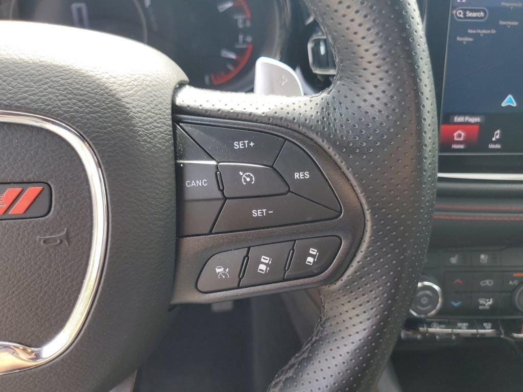 Used 2024 Dodge Durango GT AWD/4WD image 16