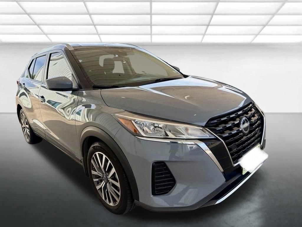 Used 2023 Nissan Kicks SV