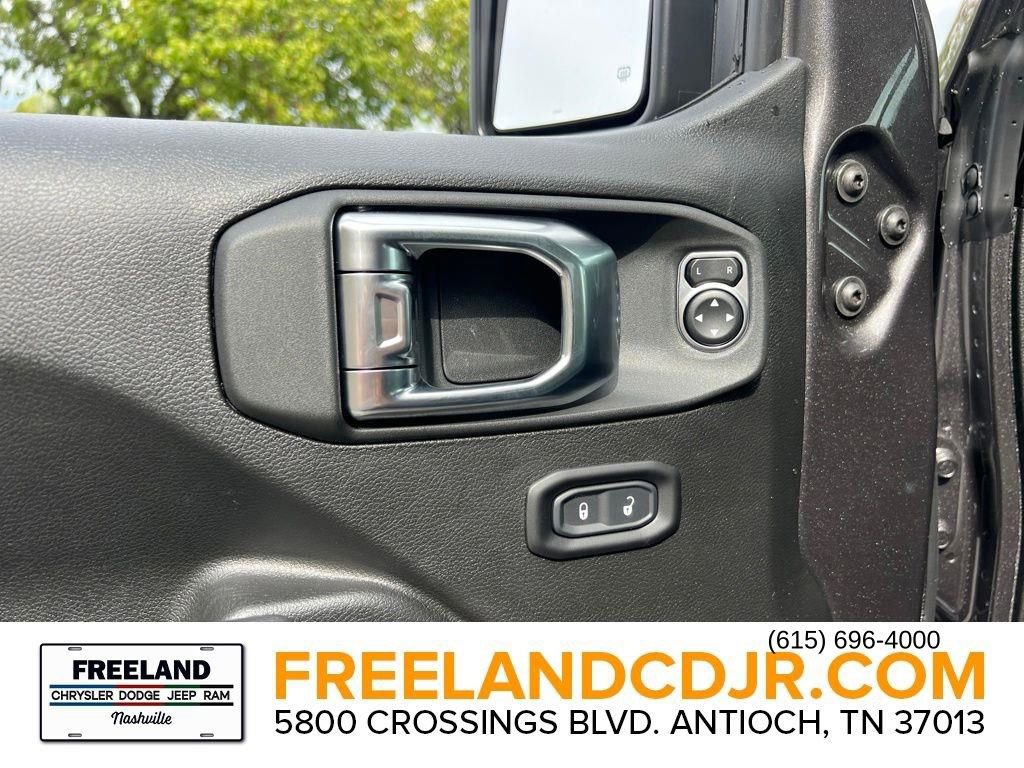 New 2025 Jeep Gladiator Sport AWD/4WD image 18