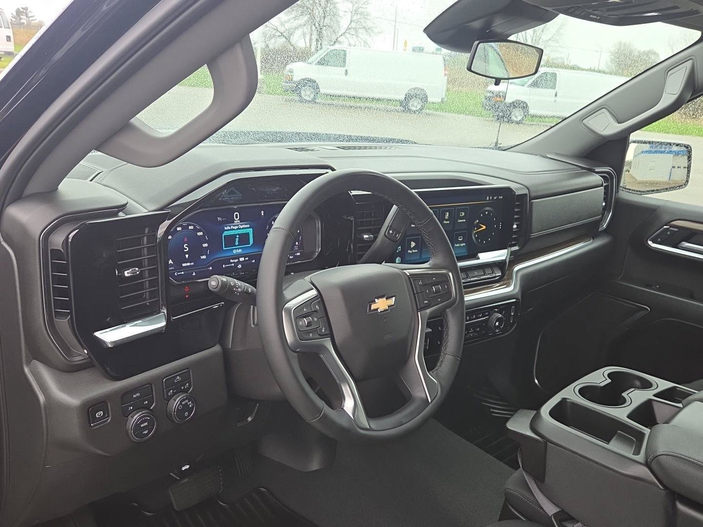 Used 2025 Chevrolet Silverado 1500 LT AWD/4WD image 19