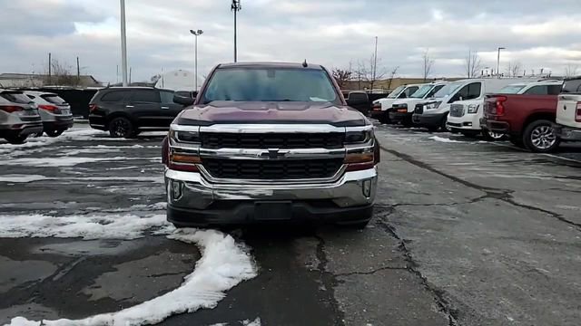 Used 2018 Chevrolet Silverado 1500 LT w/ LT Eassist Package image 3