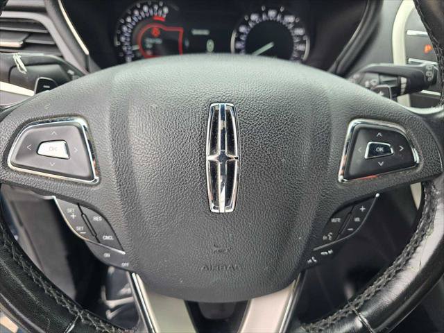 Used 2019 Lincoln MKC Select w/ Select Plus Package FWD image 25