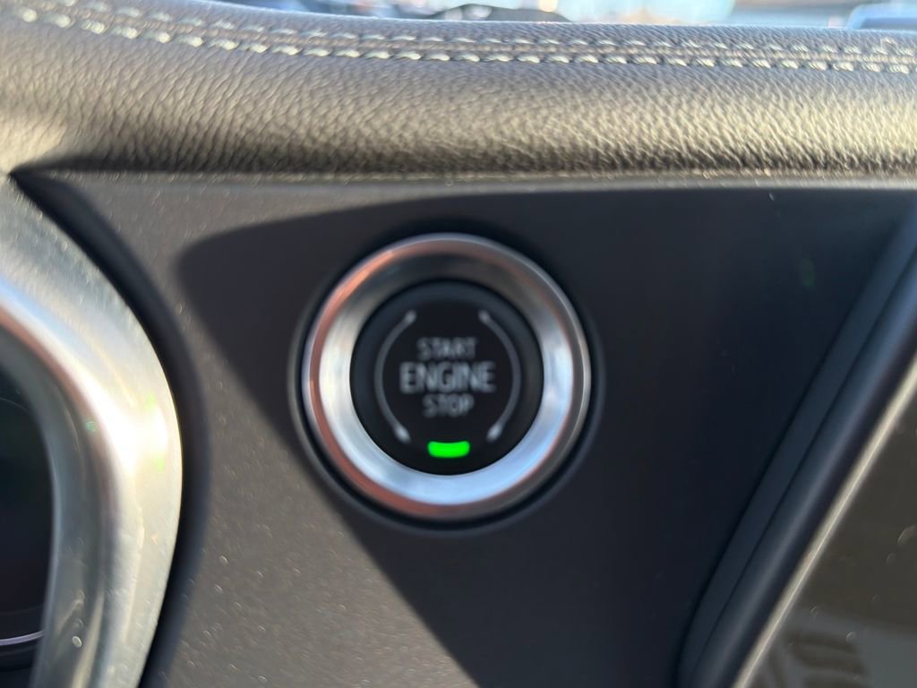 Used 2020 Chevrolet Blazer LT image 46