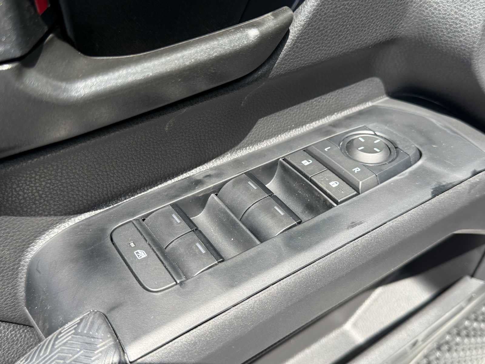 New 2026 Toyota Tacoma SR5 AWD/4WD image 8