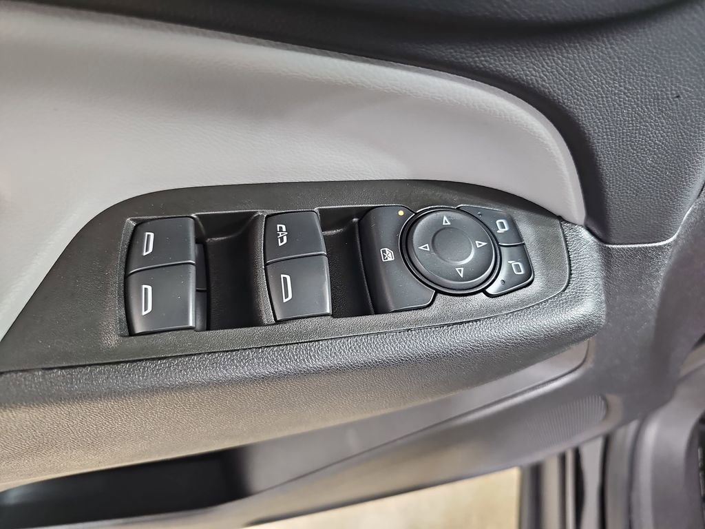 Certified 2024 Chevrolet Equinox LS w/ LS Convenience Package image 32