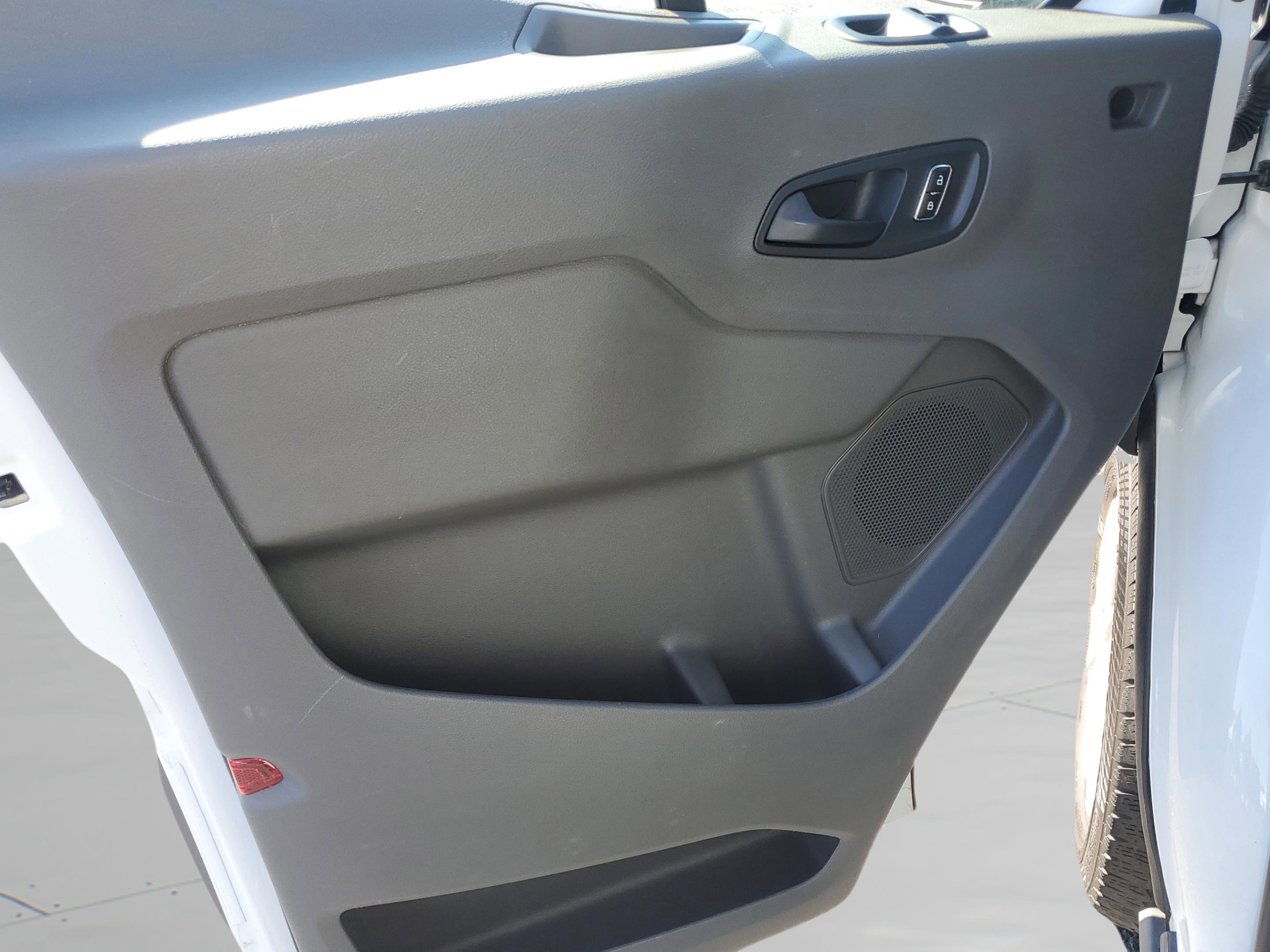 Used 2023 Ford Transit 350 XLT RWD image 17