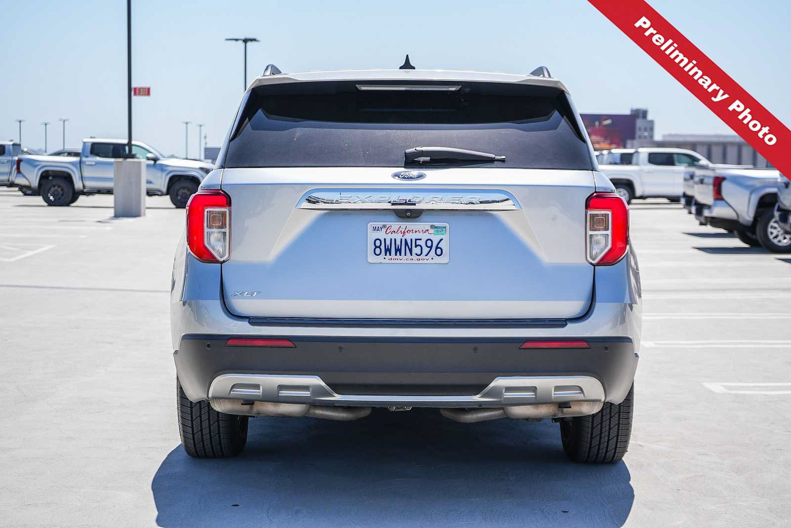 Used 2021 Ford Explorer XLT w/ Equipment Group 202A RWD image 7