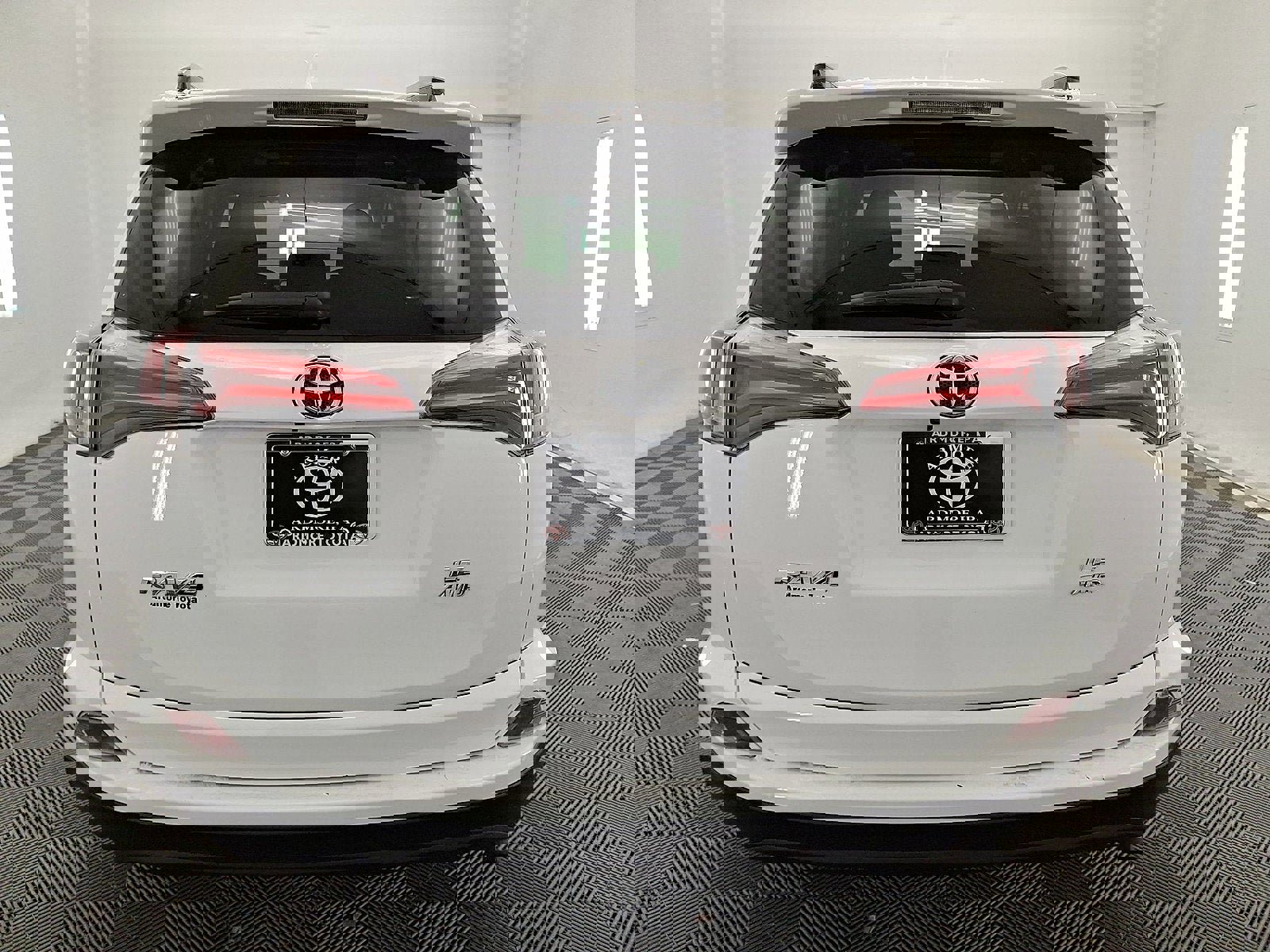 Used 2017 Toyota RAV4 LE image 23