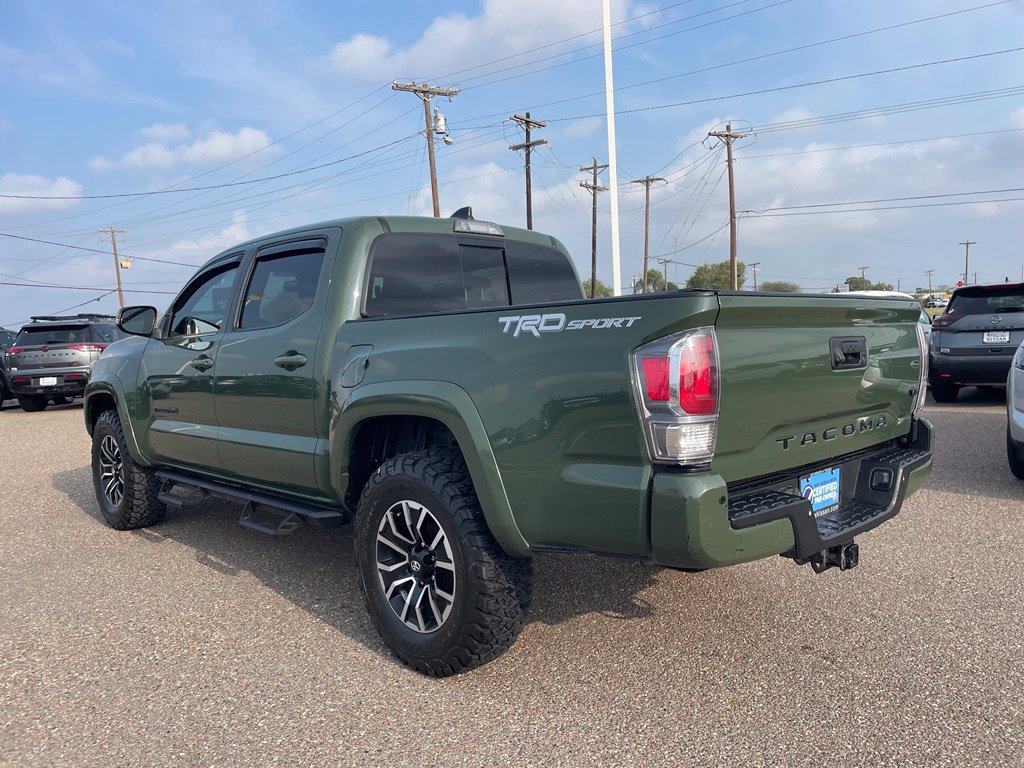 Used 2021 Toyota Tacoma TRD Sport w/ Technology Package RWD image 5