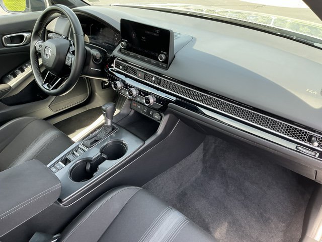 Used 2025 Honda Civic Sport image 21