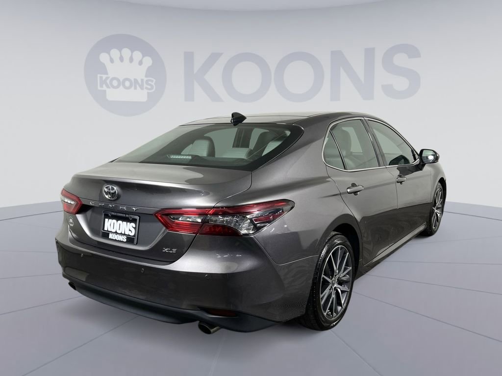 Used 2023 Toyota Camry XLE w/ Navigation Package image 7