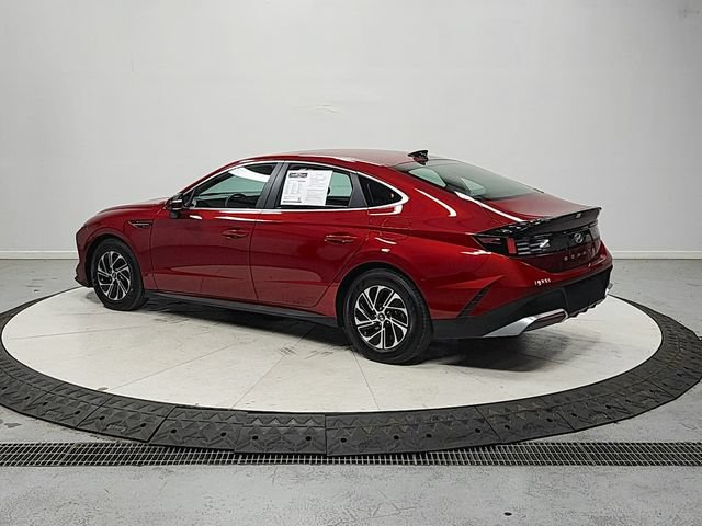 Used 2026 Hyundai Sonata Blue FWD image 5