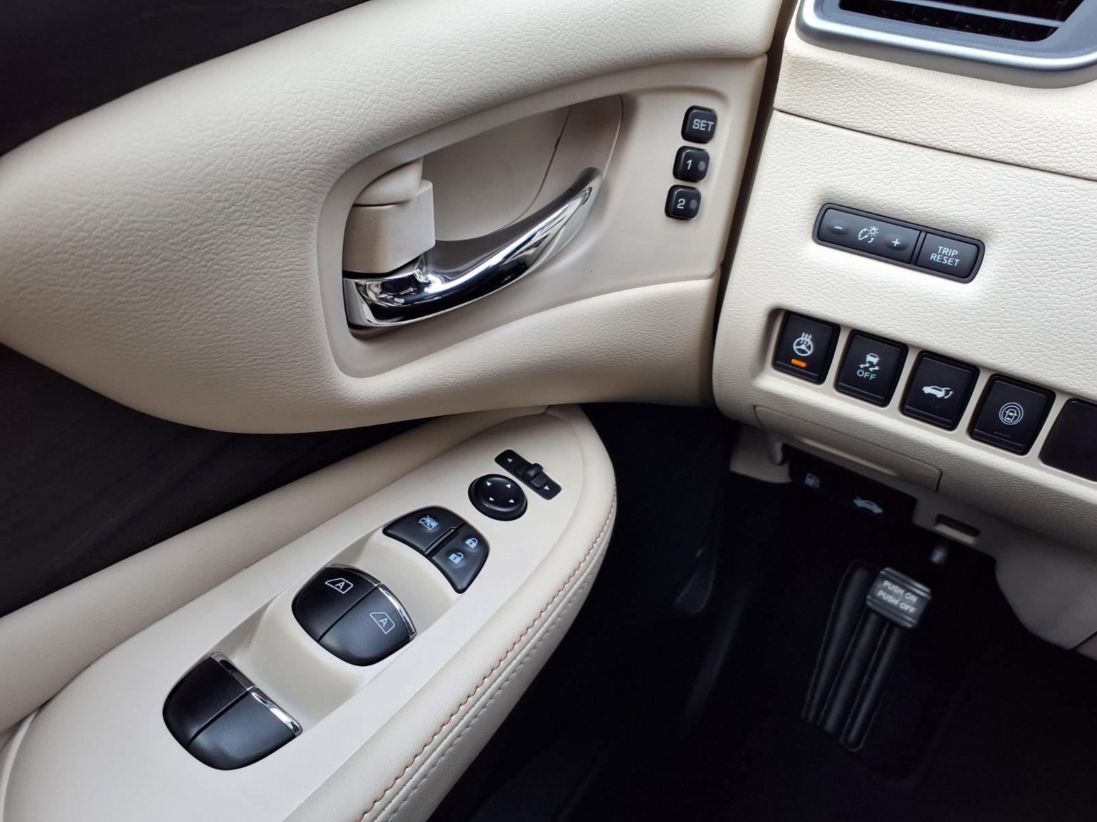 Certified 2024 Nissan Murano Platinum w/ Cargo Package image 22