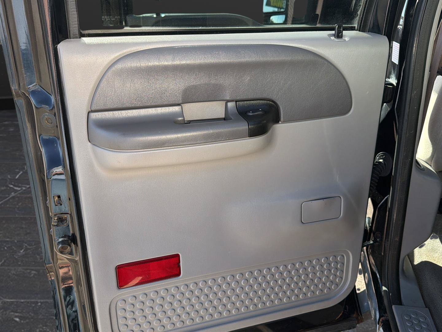 Used 2001 Ford F350 XLT AWD/4WD image 17