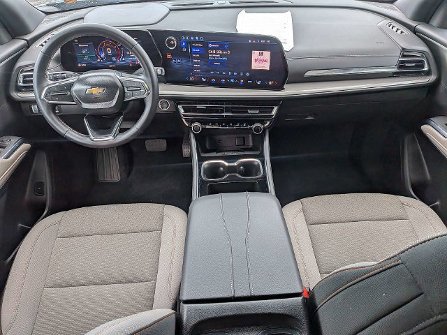 Used 2026 Chevrolet Traverse LT w/ Driver Confidence Package FWD image 16